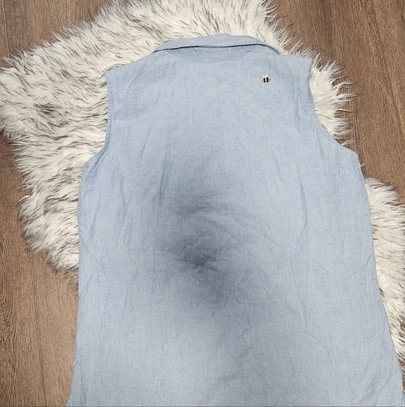 Vintage Sleeveless Blue Denim Button Up Tank Top with Floral & Bee Embroidery - Picture 4 of 7